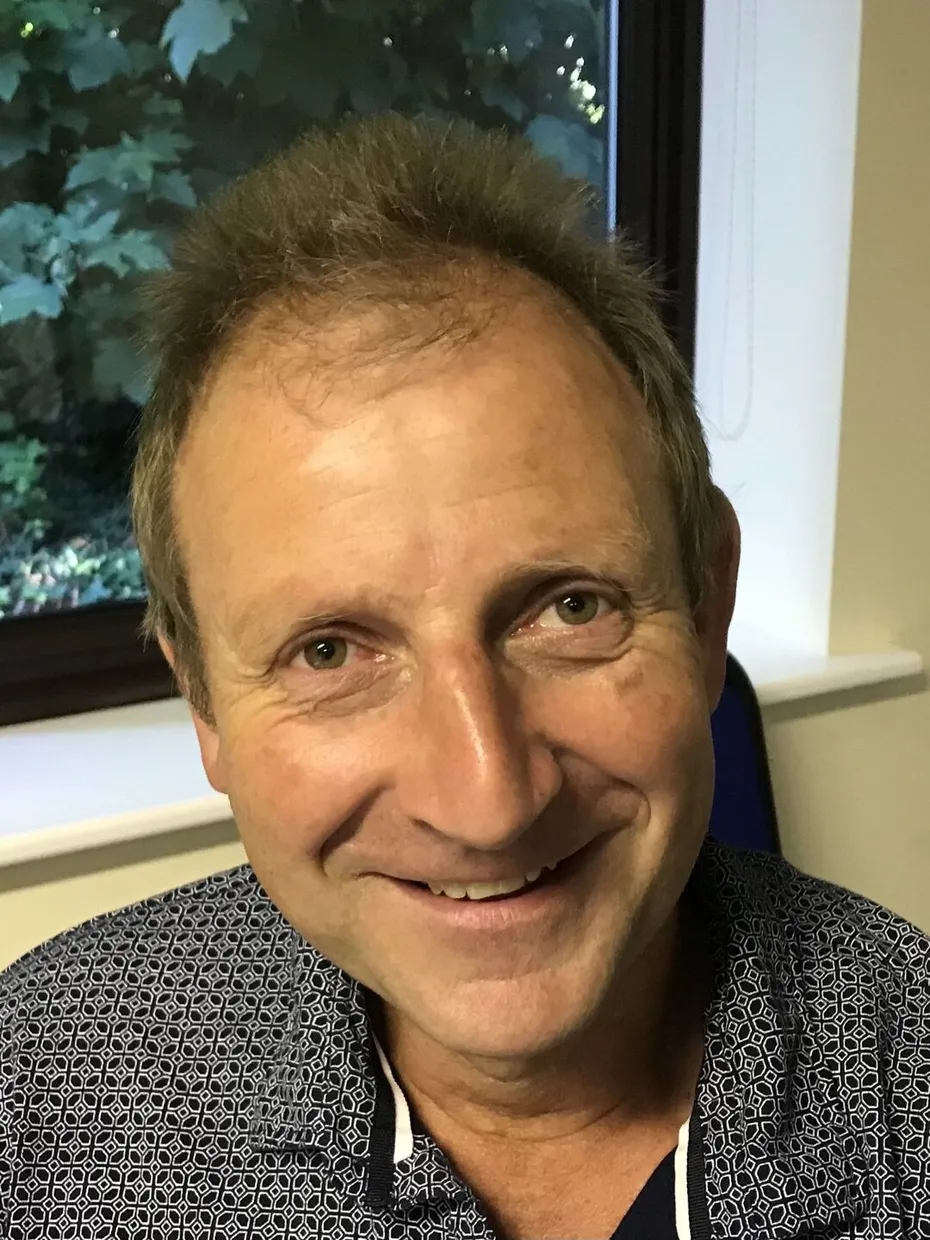 Geoff Warburton