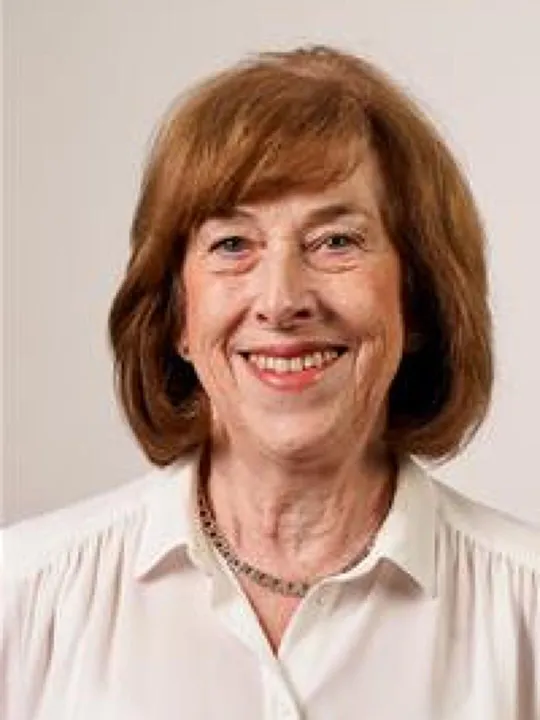 Lynn Gibbon