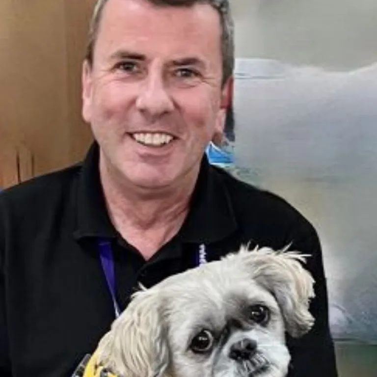 Gil &ndash; meet the team