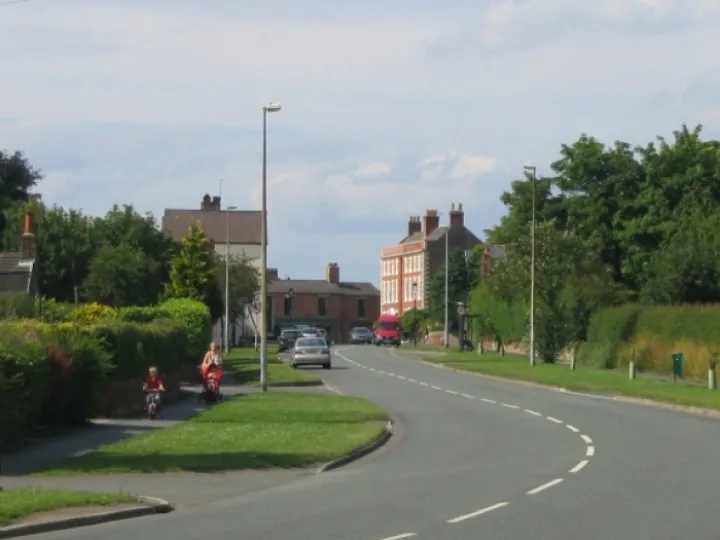 Tarporley Rd
