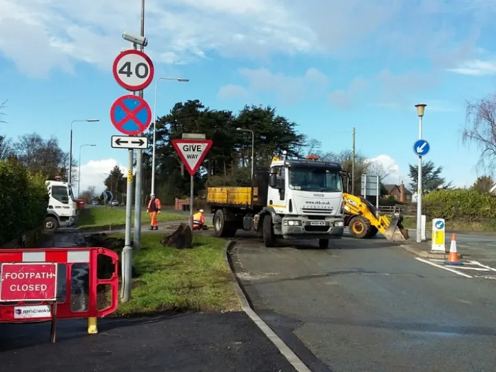 Road works March 2016 (1)