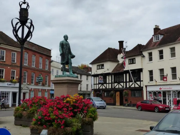 Romsey_town