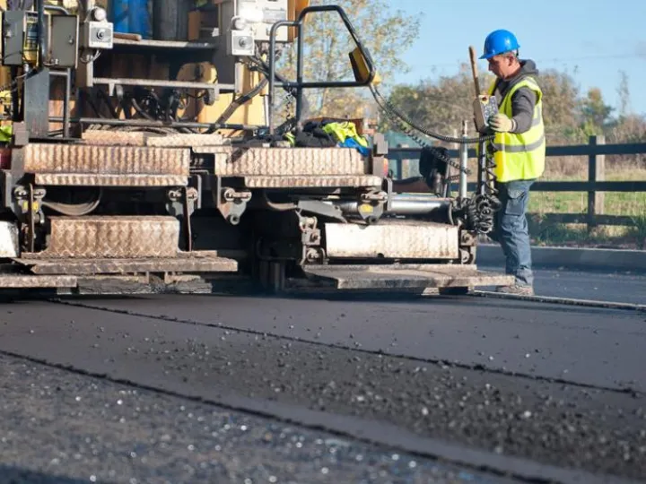 Road Resurfacing 06