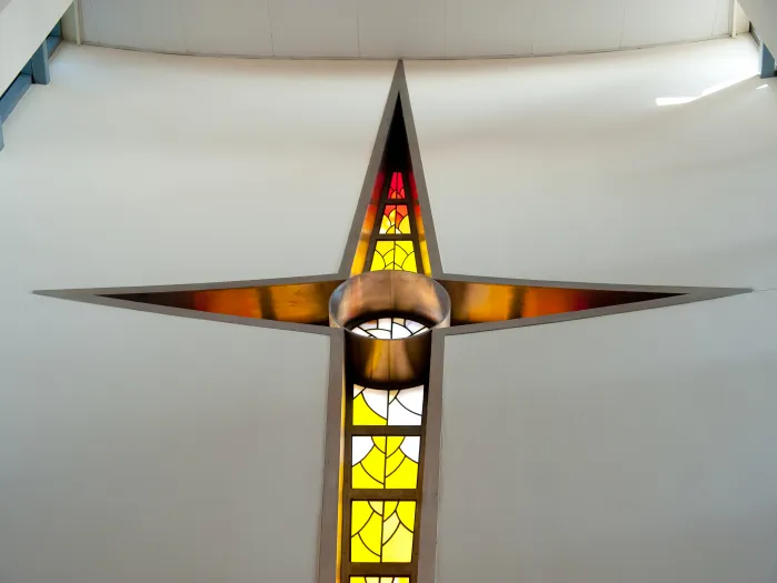 Cross internal