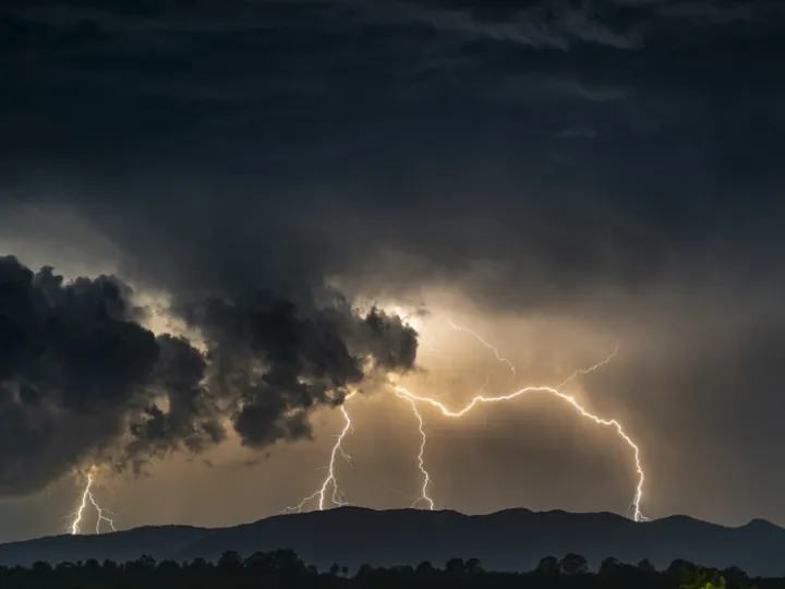 Thunder, flash, storm