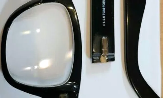 Damaged arms on Tom Ford sunglasses