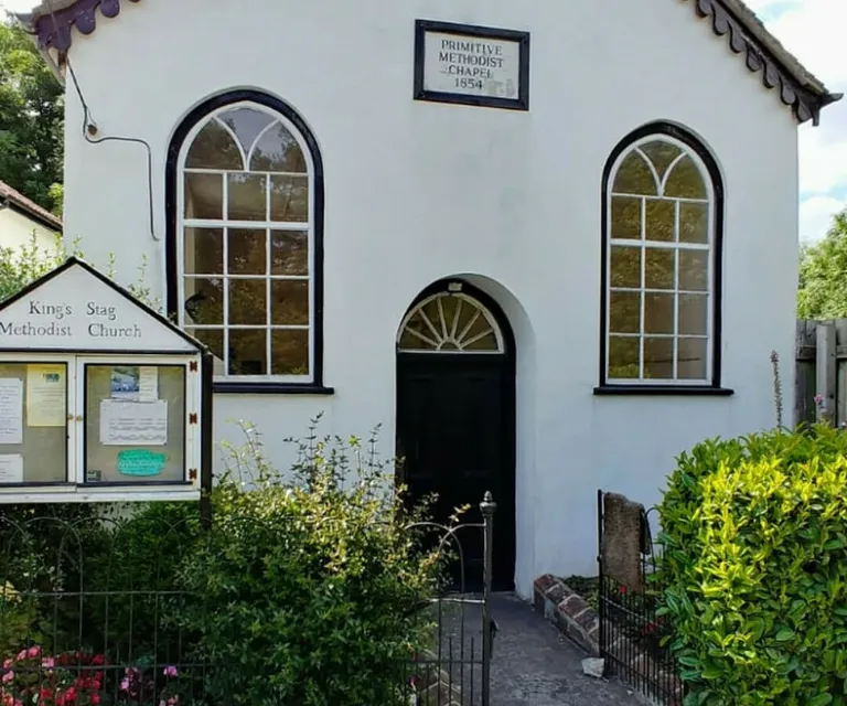 Kings Stag Exterior