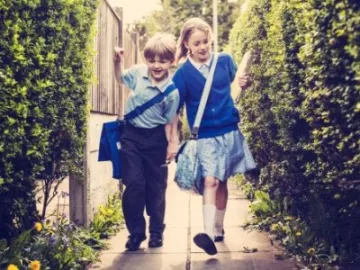 Walking-to-school 1
