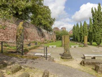 Chester City Walls – Roman Gardens