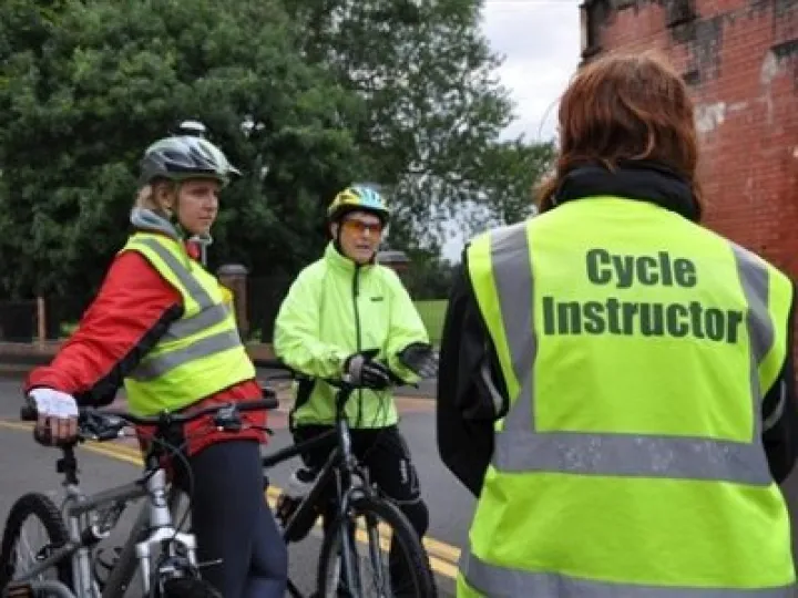 Cycle Instructor 01