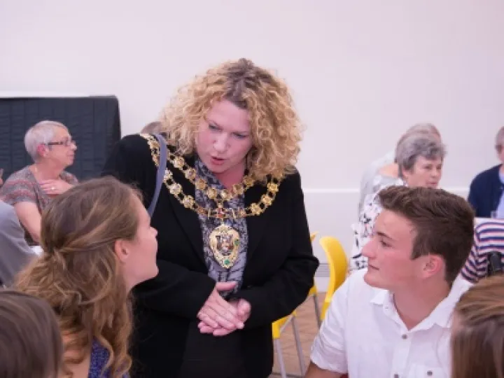 20453075352_24dafe55cc_b