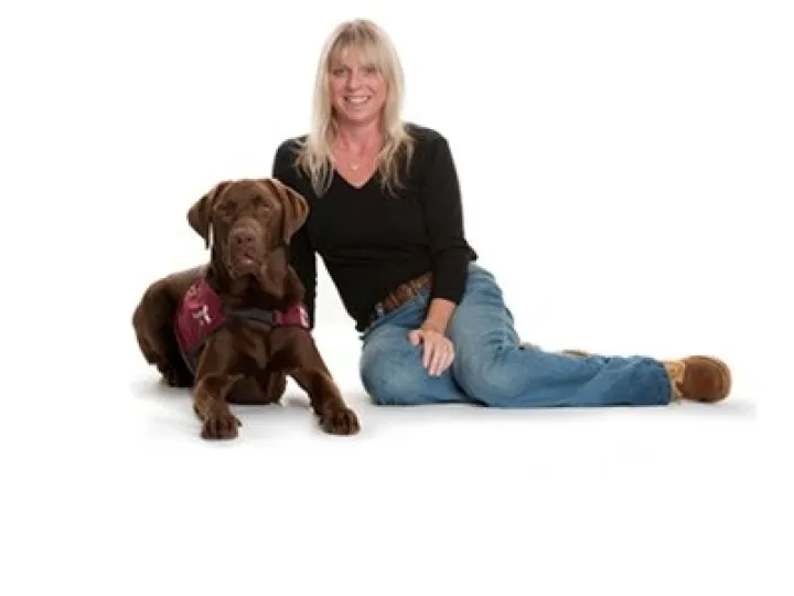 Hearing Dogs for Deaf 03