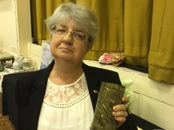 Flog It picture- 2jpg