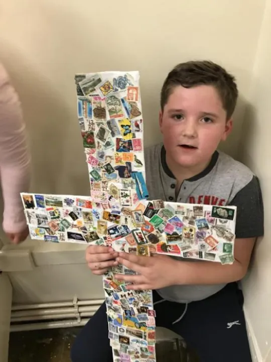 Decorating the cross 2