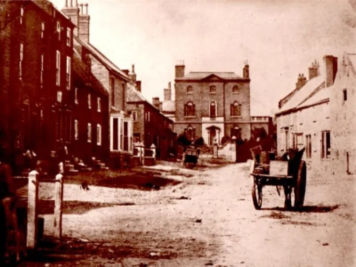 Upper High St & Tarvin Hall