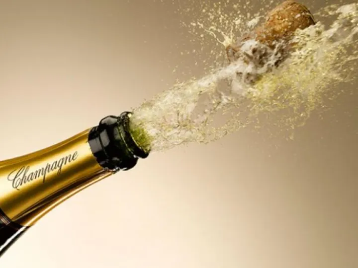 Champagne-Andy-Roberts-GettyImages-151814127-630x417