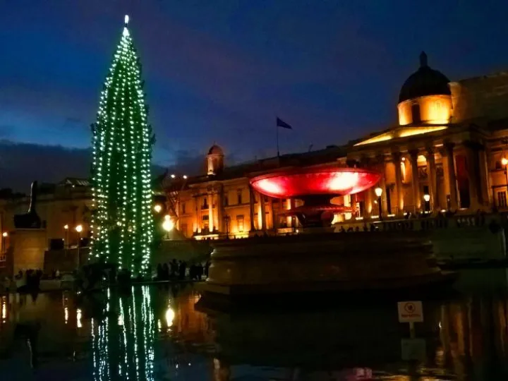 christmas_tree_london_lscape