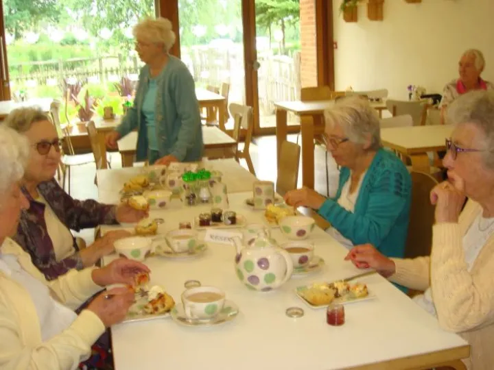 Wed Fell &ndash; Aston Pottery 3