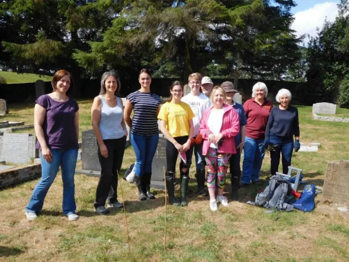 Bloomin_cemetery_4