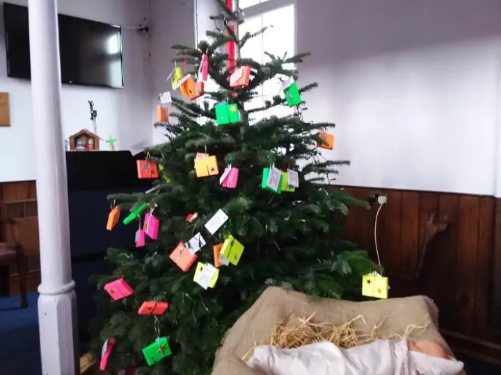 Love came down at Christmas