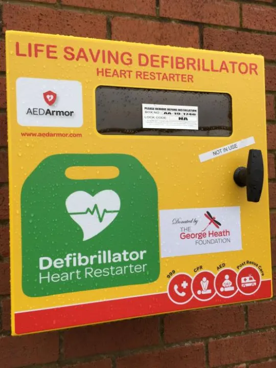 Defibrillator