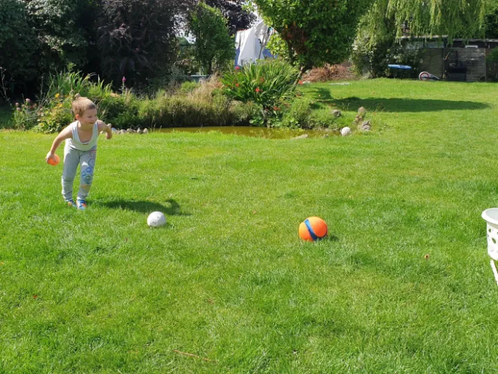 Toby Vickers Bean bag race