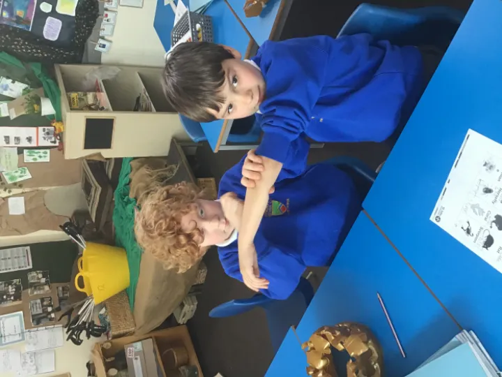 3F2B579F-5636-4773-88AE-A549911E46CE