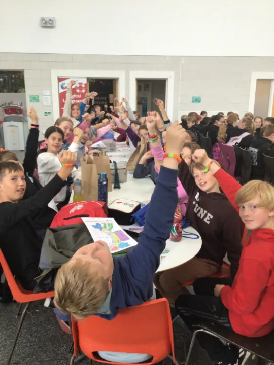 EC72DE06-13D3-44DC-AB48-711274AA8351