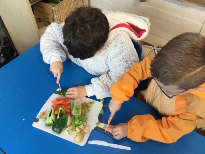 7FB052D2-FE8E-4CA1-9EEA-8E652EEAA77C