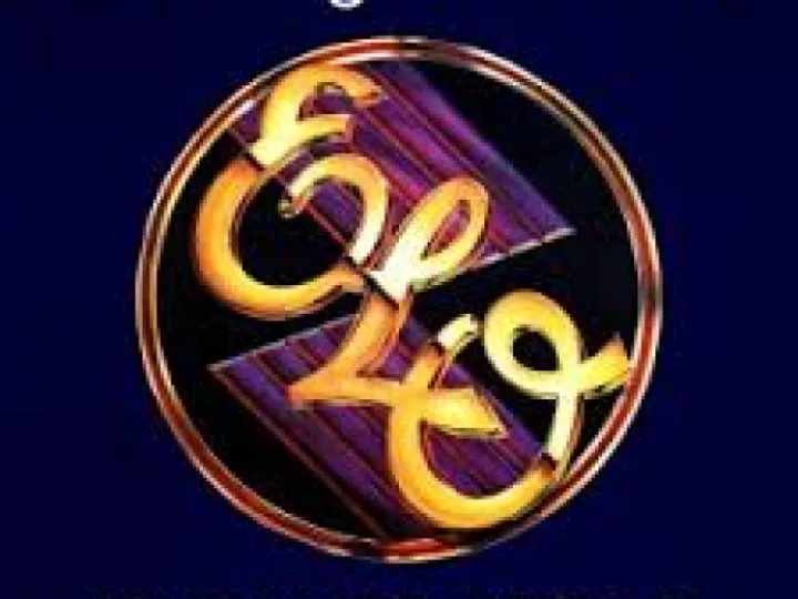 Elo turn to stone