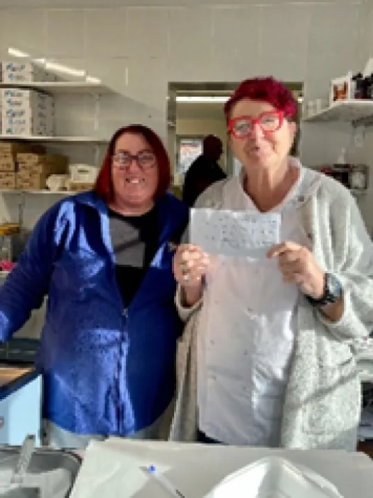 1701098053442blob (1)