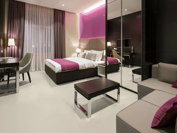 Bedroom_altro_serenade_march_altro_whiterock_chame