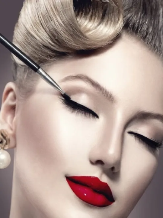 Makeup Vintage Hair Woman