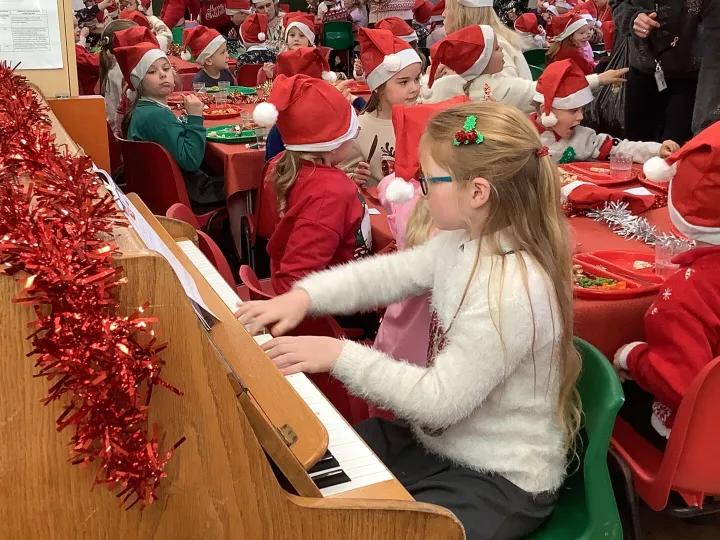 20251216_121406054_ios