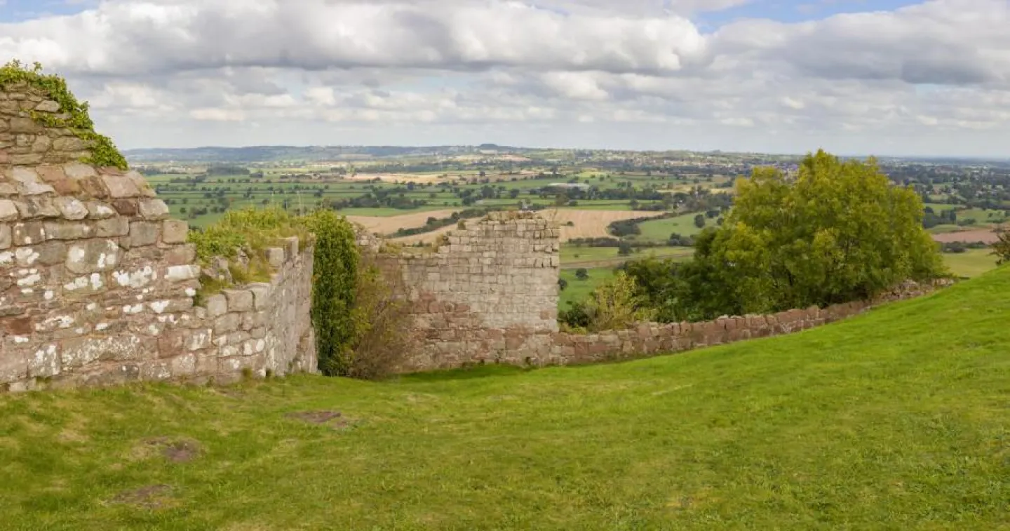 Beeston Castle in October 39