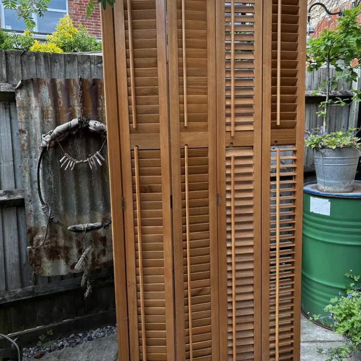 indoors door  shutter/slatted blinds style &ndash; Items free to a good home!
