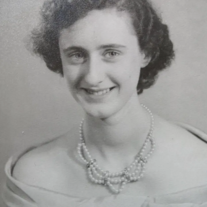 anne farr