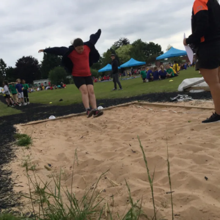 Long jump (11)