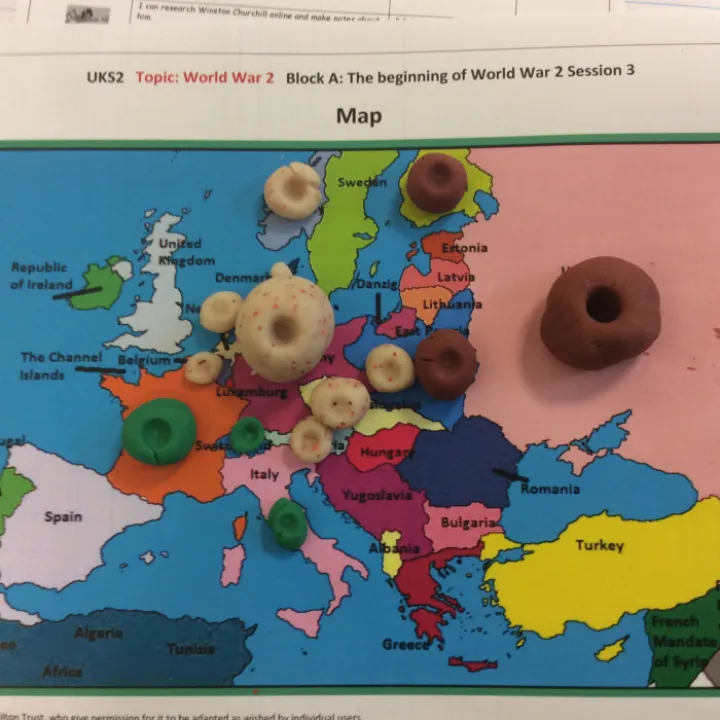 Dough War (1)
