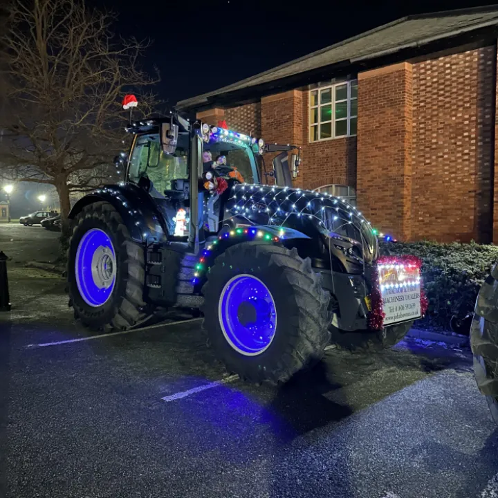 Tractor 05