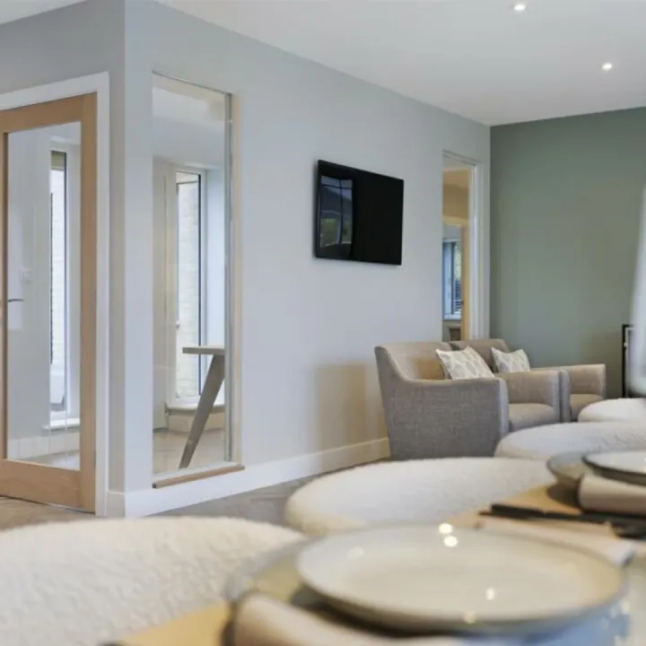 Plot 5  Dining C