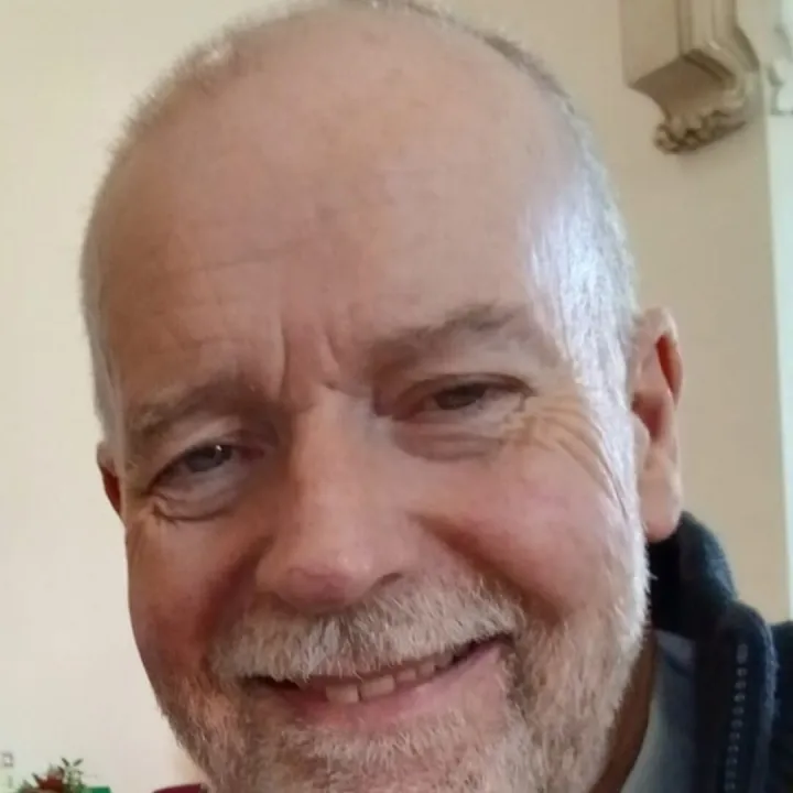 Rev Andrew de Ville