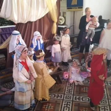 messy-nativity-2015-012a