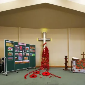Poppy Display Emmanuel 11th Nov 2017 (4)