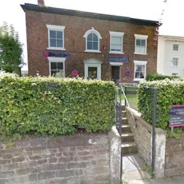 alisons-country-kitchen-exterior-768x563