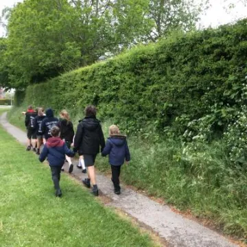 DE5160B3-68B8-4161-BCDF-6CED09987418