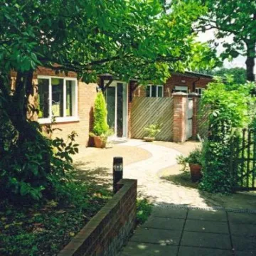 Aston_tirrold_entrance