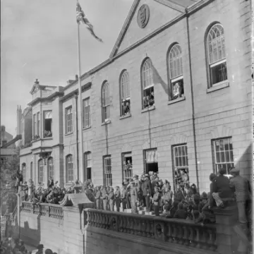 Guernsey Liberation – Royal Court