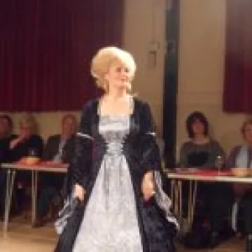 Servant to Two Masters (5)