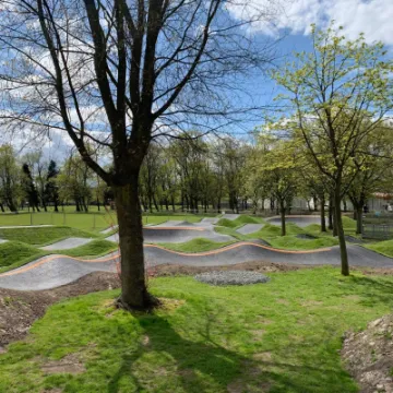 Zetland pump track landscaping